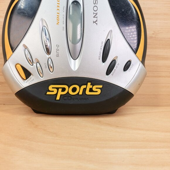 Sony D-SJ15 Sports CD Walkman / G-Protection / Vintage Japan - Picture 2 of 10